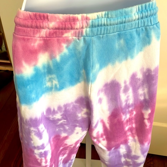 Forever 21 Tie-Dye Sweatpants ๐๐๐ - Picture 5 of 7